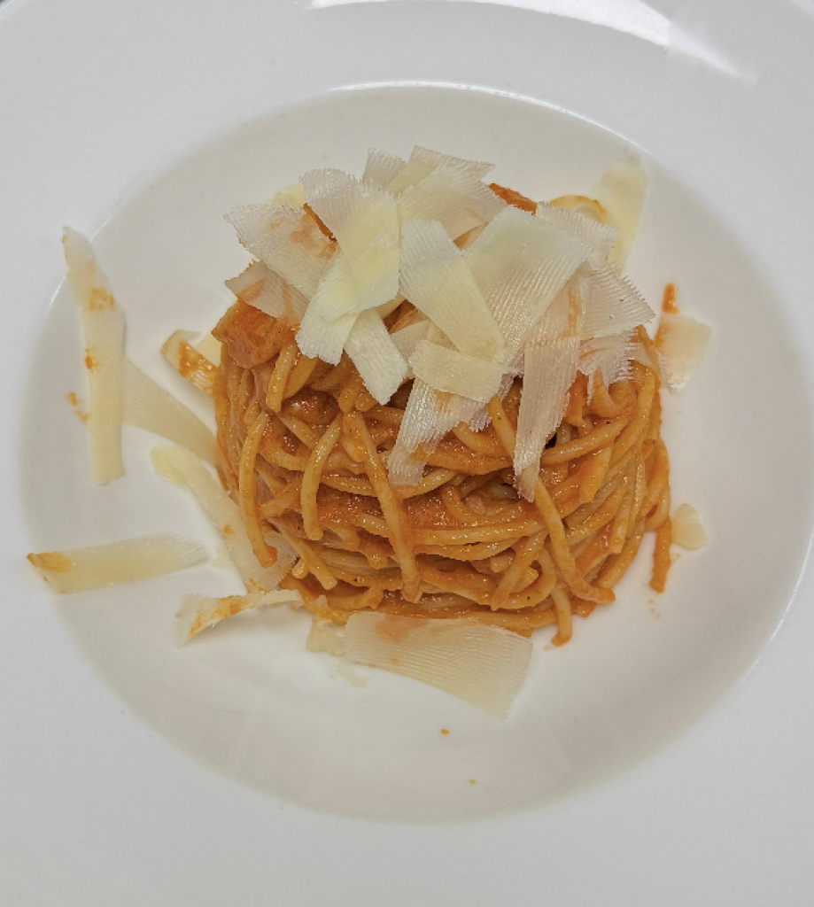 Domates Soslu Spagetti