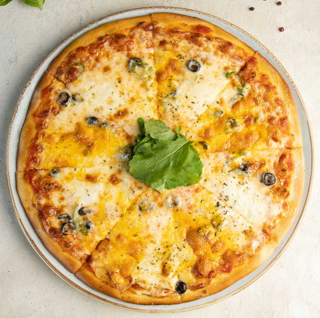 Pizza Dört Peynirli
